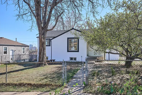 $3,500 | 802 Julian Street, Denver, CO 80204