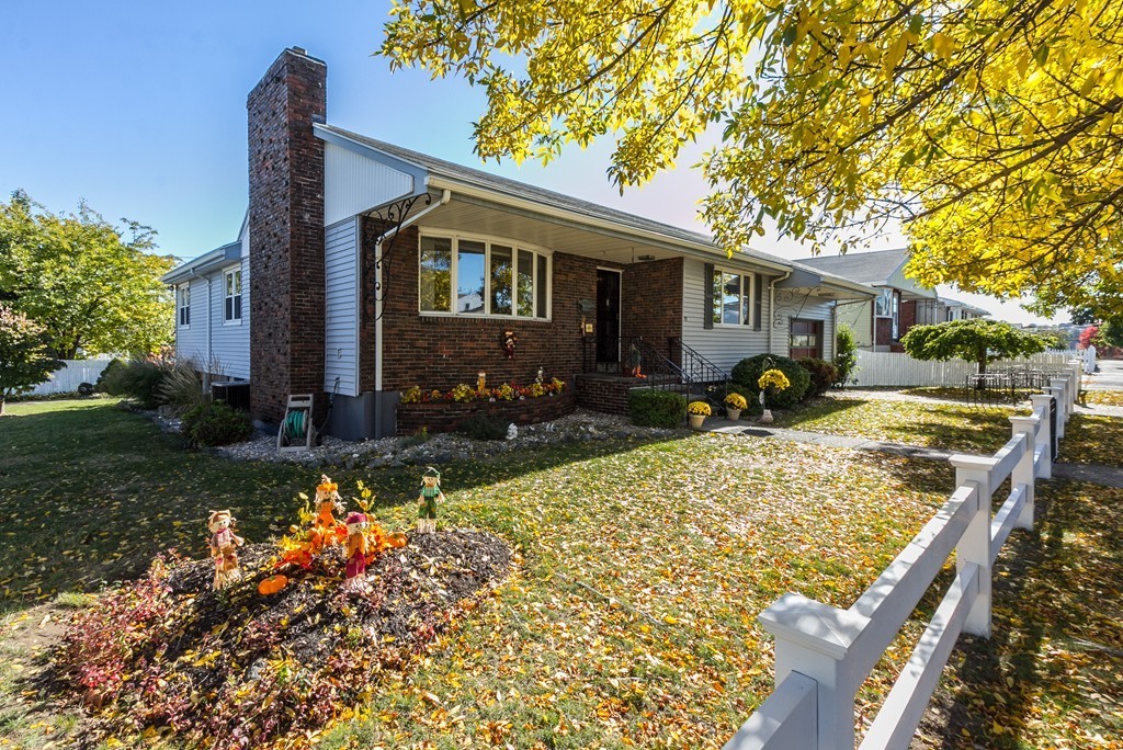 77 Derby Road Revere, MA 02151 - Photo 5 of 27 Gallery Image 5