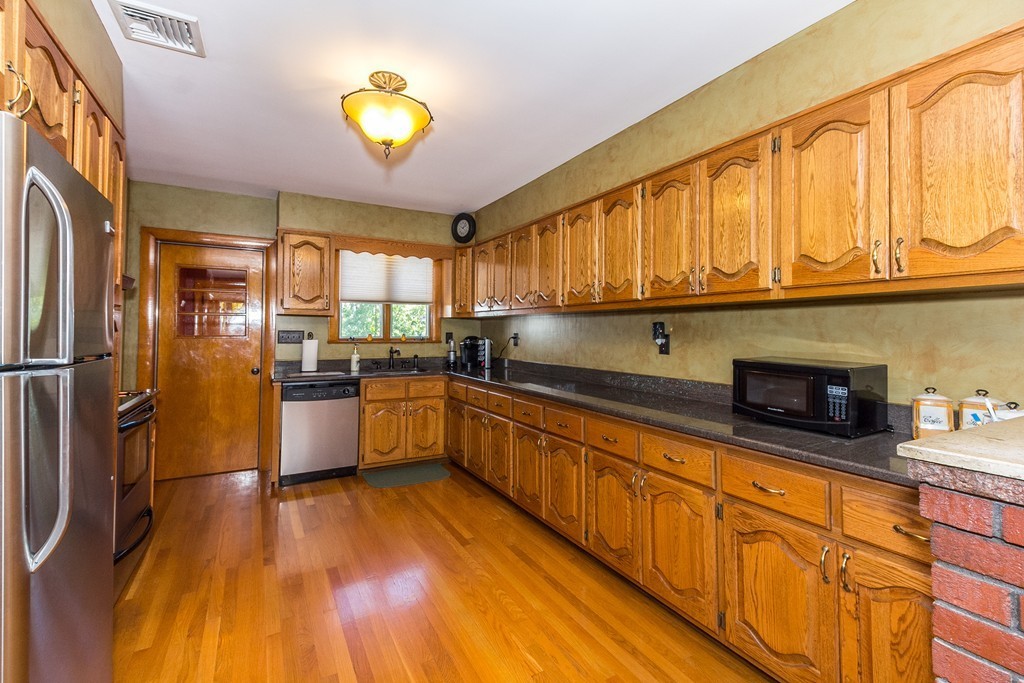 77 Derby Road Revere, MA 02151 - Photo 6 of 27 Gallery Image 6