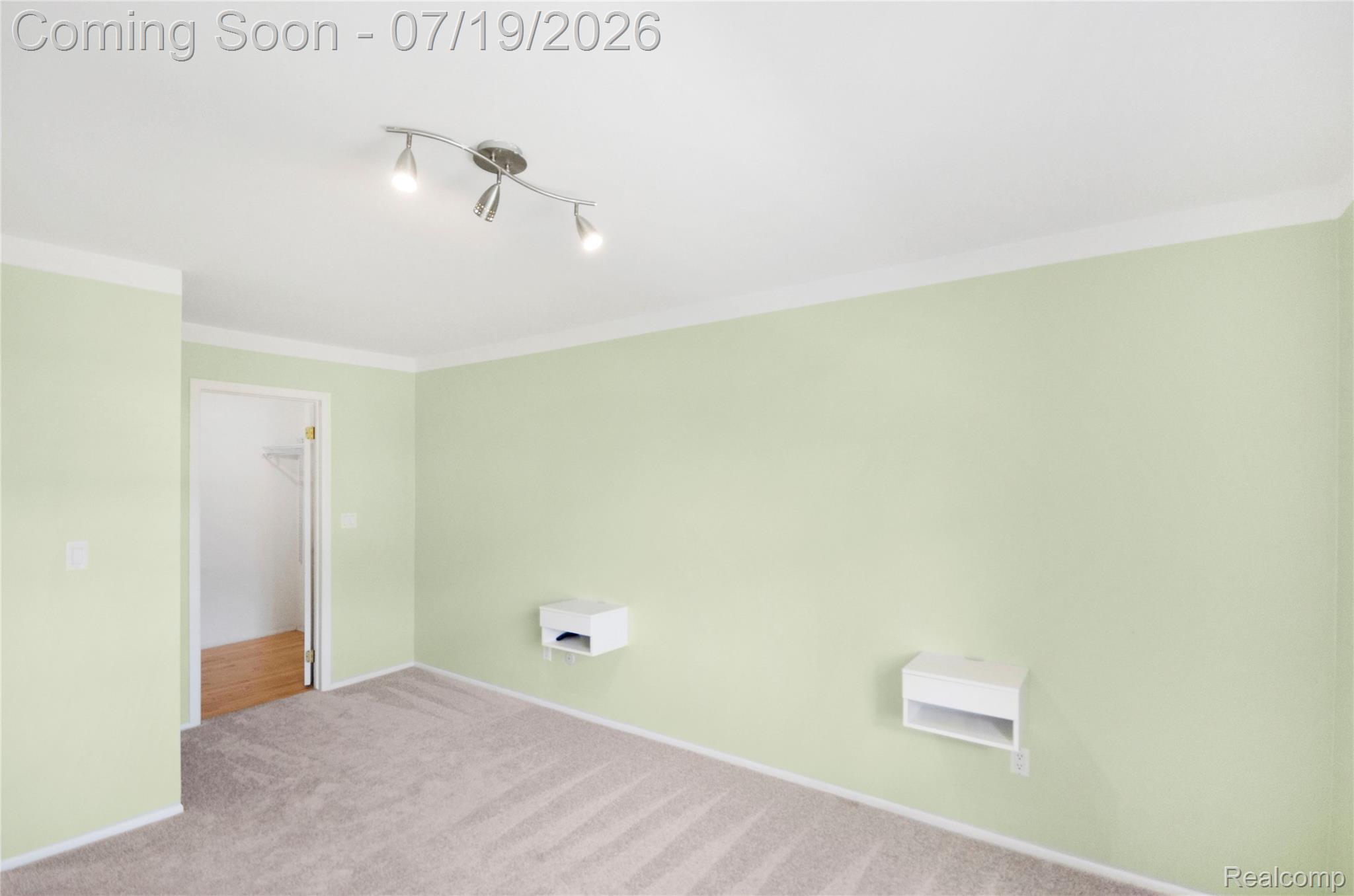 29257 Hayes Road, Unit 7 Warren, MI 48088 - Photo 16 of 22 13 Bedroom.jpg