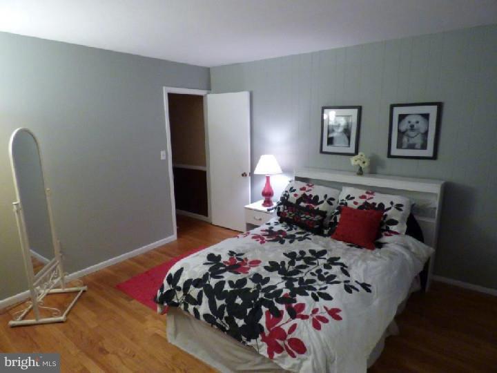 8 Cardinal Road Mercerville, NJ 08619 - Photo 15 of 25
