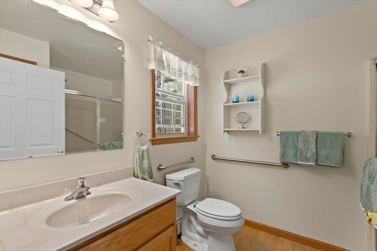 1346 Barber Pond Road Pownal, VT 05261 - Photo 23 of 40