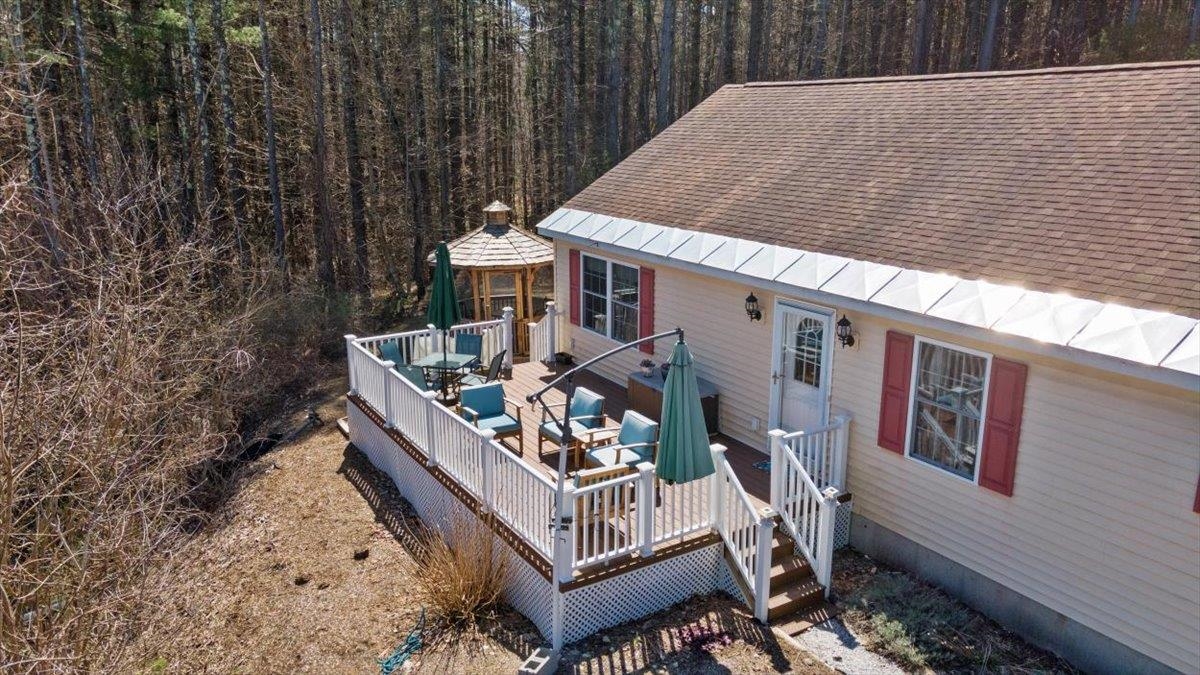 1346 Barber Pond Road Pownal, VT 05261 - Photo 3 of 40