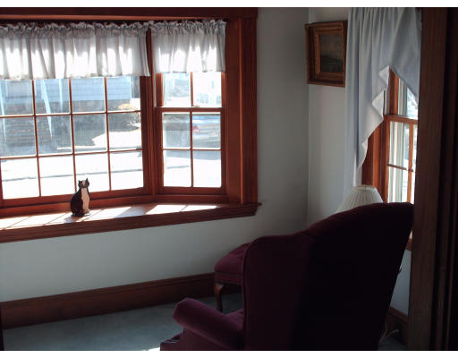 39 Richardson Road Lynn, MA 01904 - Photo 11 of 12 Gallery Image 11