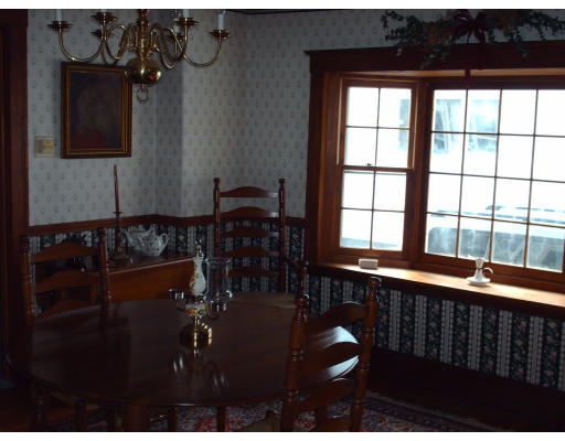 39 Richardson Road Lynn, MA 01904 - Photo 6 of 12 Gallery Image 6