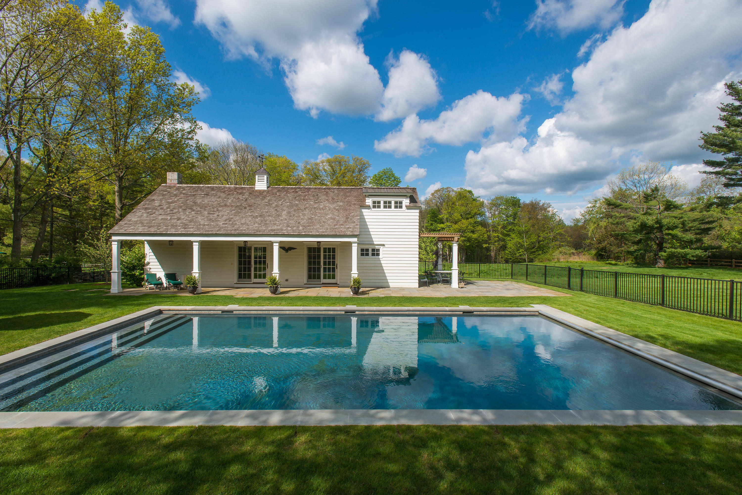 538 Round Hill Road Greenwich, CT 06831 - Photo 19 of 22 PoolPoolhouse