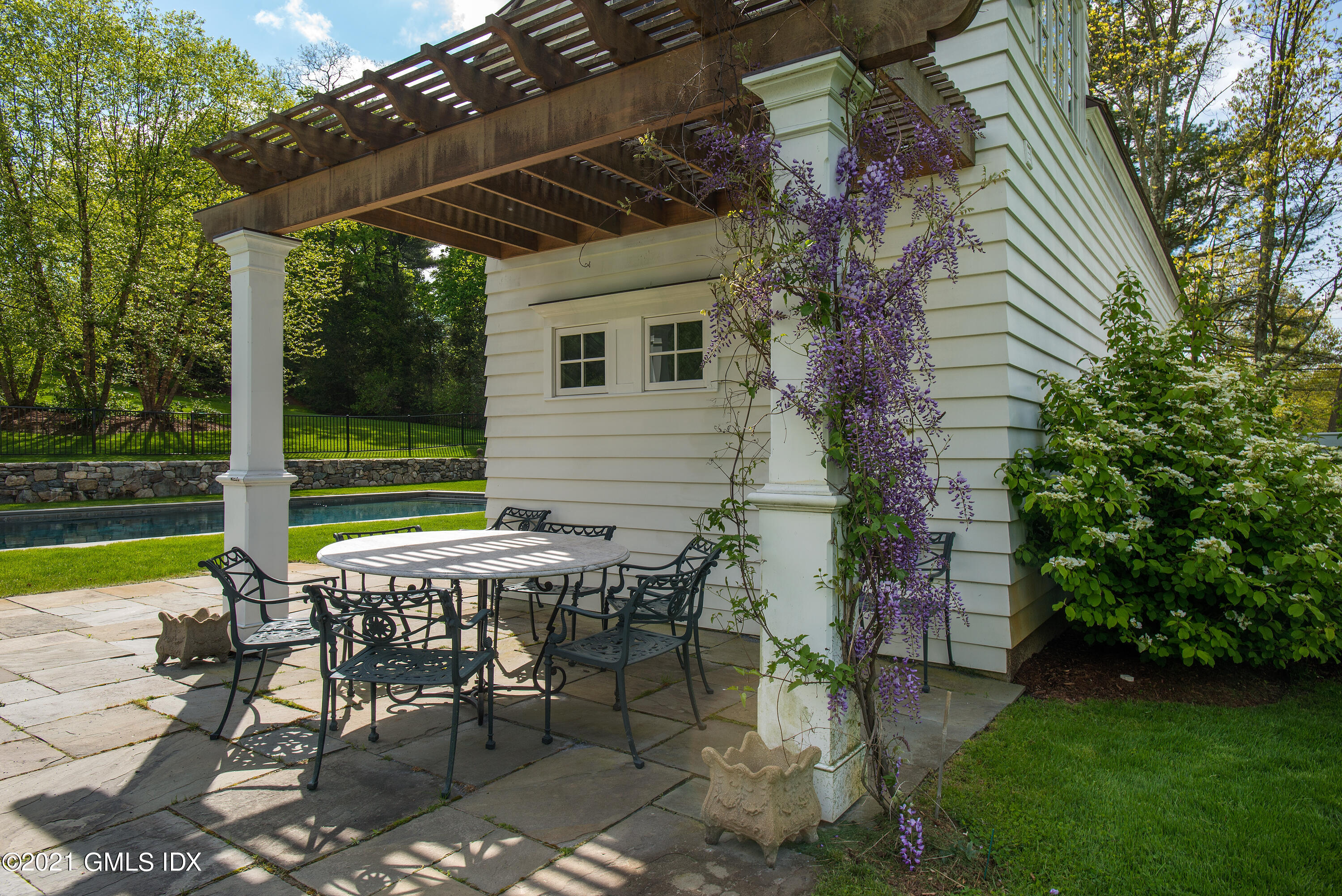 538 Round Hill Road Greenwich, CT 06831 - Photo 21 of 22 Poolhouse