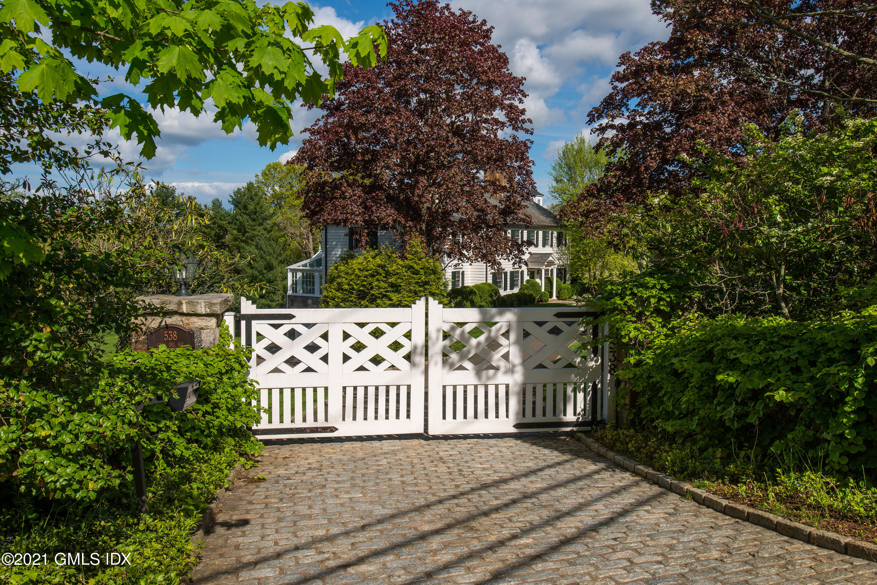 538 Round Hill Road Greenwich, CT 06831 - Photo 3 of 22 Gates Closed
