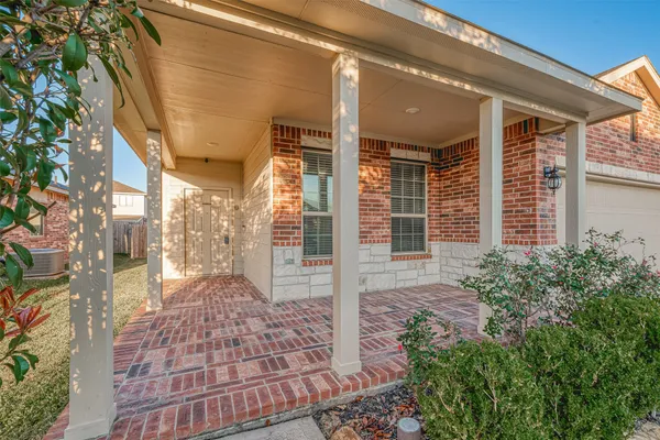 $1,950 | 5207 Chester Springs Lane, Katy, TX 77449