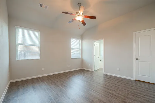 $1,950 | 5207 Chester Springs Lane, Katy, TX 77449