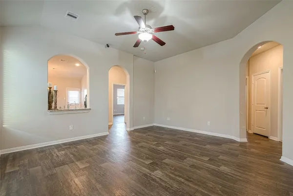 $1,950 | 5207 Chester Springs Lane, Katy, TX 77449