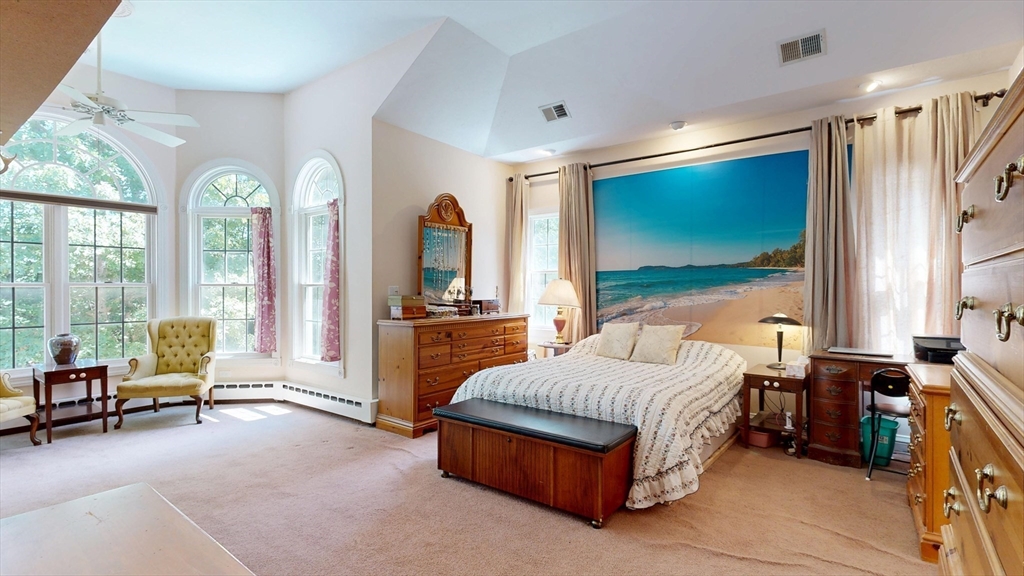 40 Country Club Drive Bridgewater, MA 02324 - Photo 17 of 39