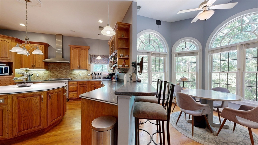 40 Country Club Drive Bridgewater, MA 02324 - Photo 7 of 39