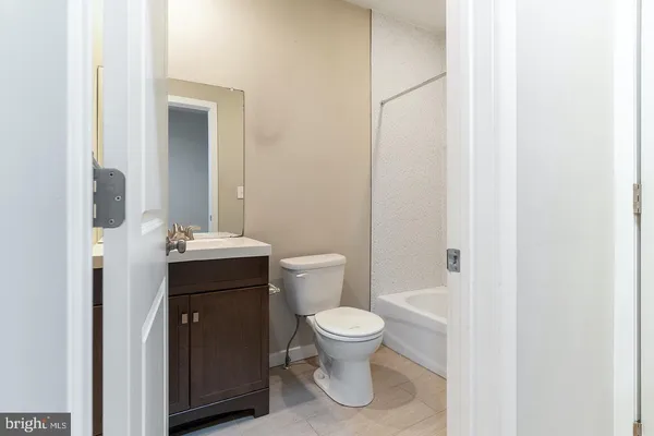 $1,600 | 616 South 4th Street, Unit 2F, Philadelphia, PA 19147