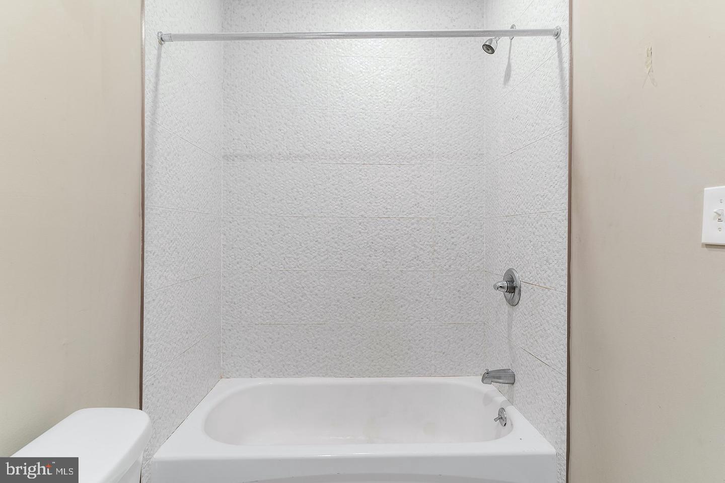 616 South 4th Street, Unit 2F Philadelphia, PA 19147 - Photo 12 of 21