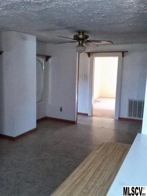 3074 Short Road Hickory, NC 28602 - Photo 2 of 8