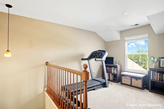 $265,000 | 507 Legend Lane, McHenry, IL 60050