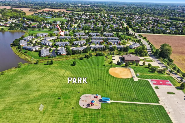 $265,000 | 507 Legend Lane, McHenry, IL 60050