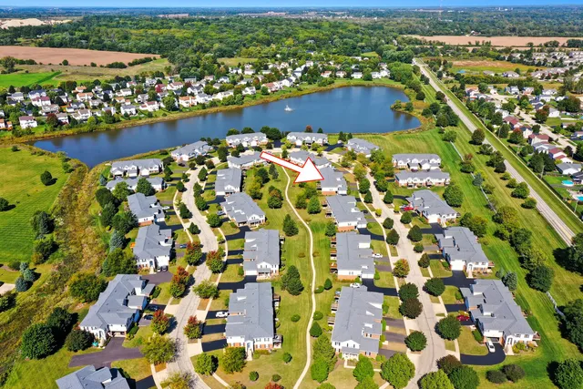 $265,000 | 507 Legend Lane, McHenry, IL 60050