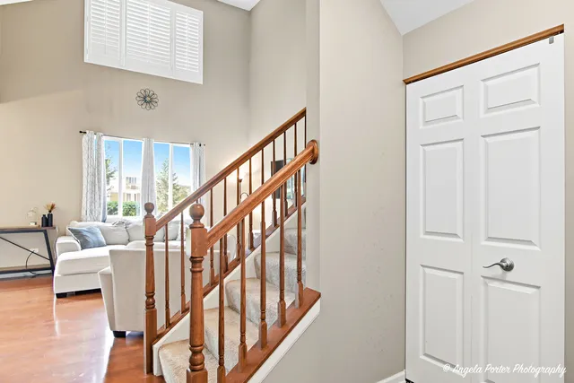 $265,000 | 507 Legend Lane, McHenry, IL 60050