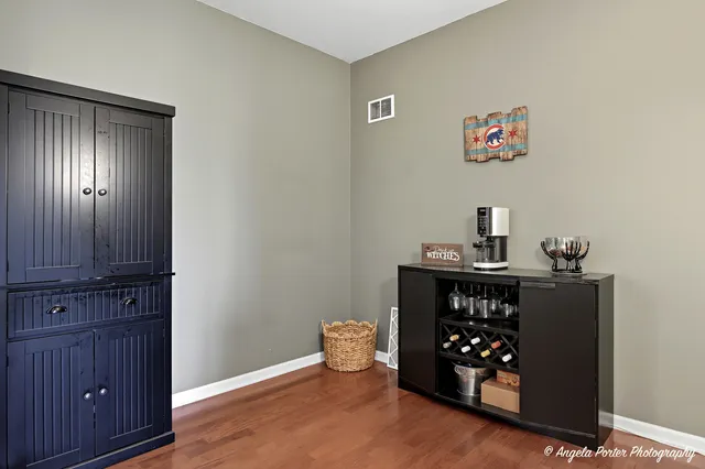 $265,000 | 507 Legend Lane, McHenry, IL 60050