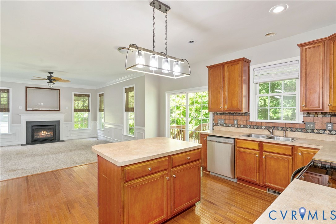 9367 Springmount Terrace Chesterfield, VA 23832 - Photo 13 of 33