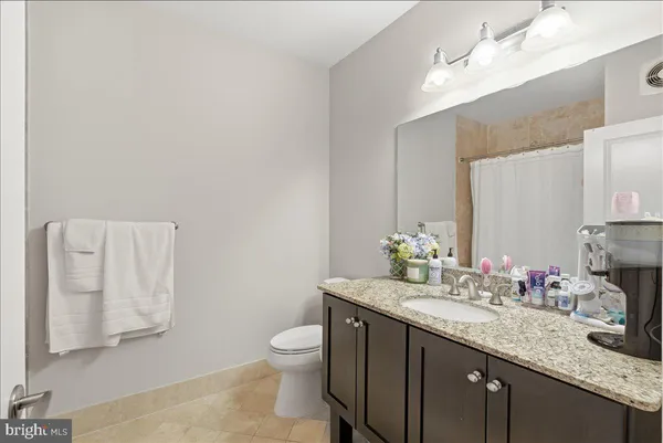 $5,000 | 1418 North Rhodes Street, Unit B107, Arlington, VA 22209