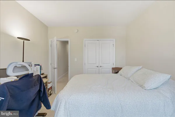 $5,000 | 1418 North Rhodes Street, Unit B107, Arlington, VA 22209