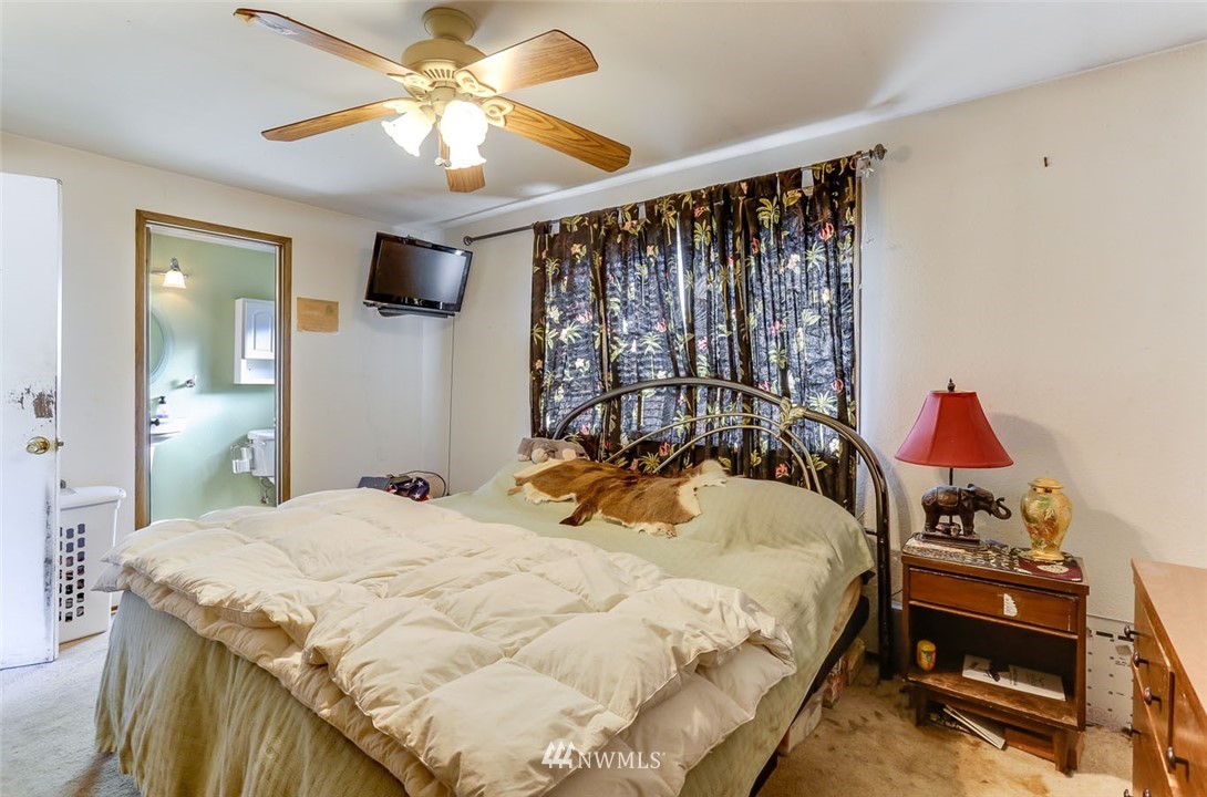 15215 Southeast 178th Place Renton, WA 98058 - Photo 14 of 21 Gallery Image 14