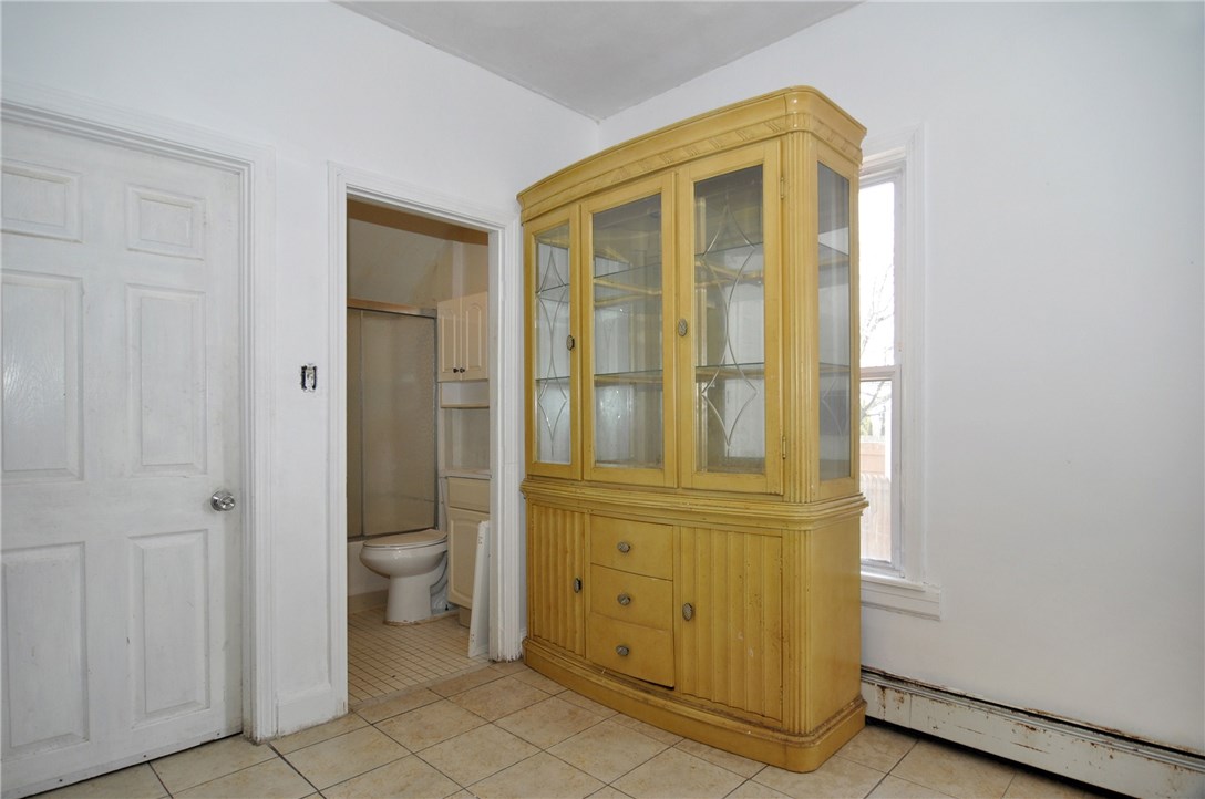 17 Rounds Avenue Providence, RI 02907 - Photo 4 of 23 Gallery Image 4