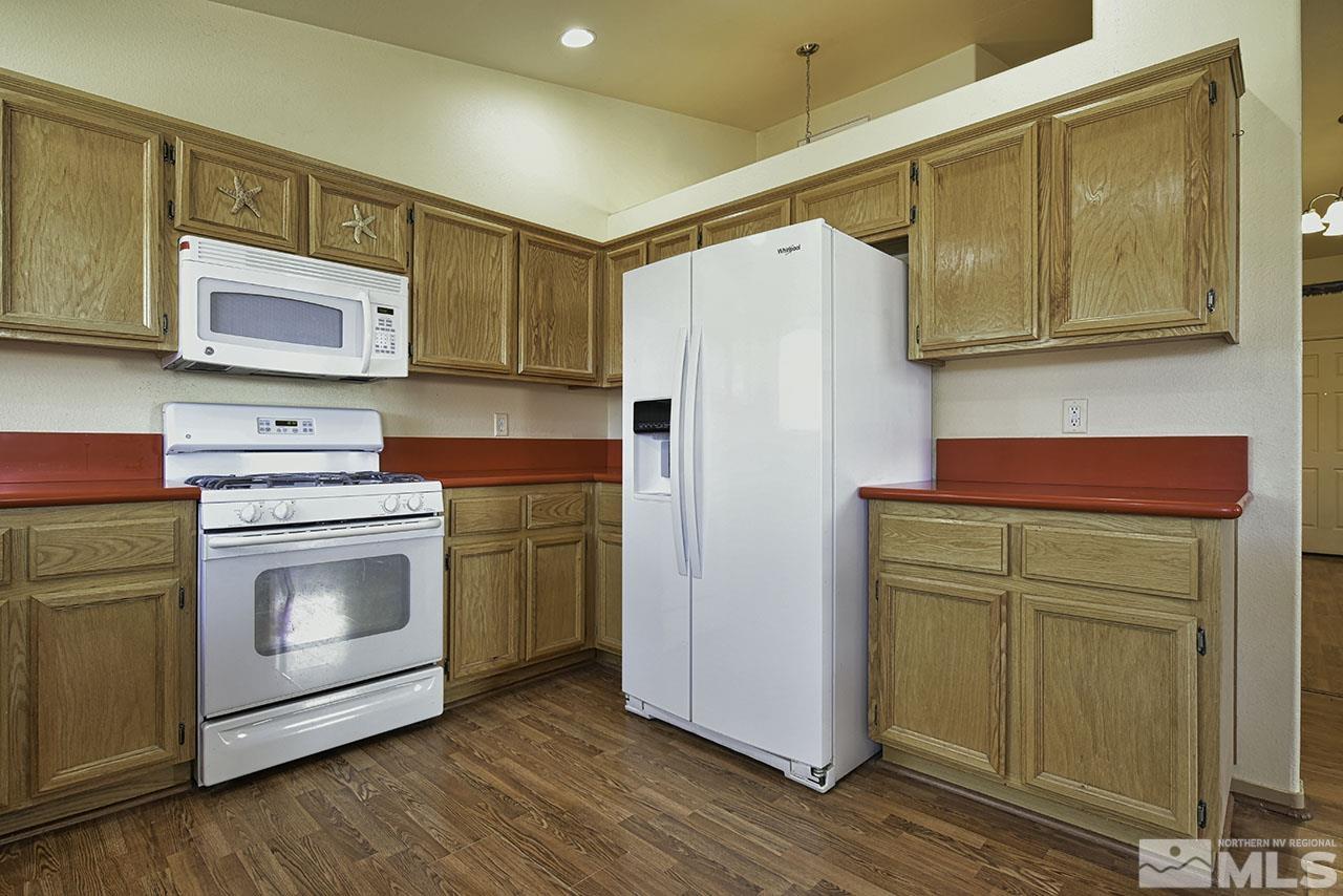 2144 Fort Bridger Road Fernley, NV 89408 - Photo 10 of 35 Photo 10