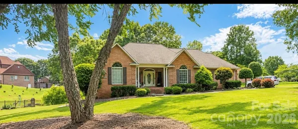 $469,900 | 2041 Fairways Drive, Cherryville, NC 28021