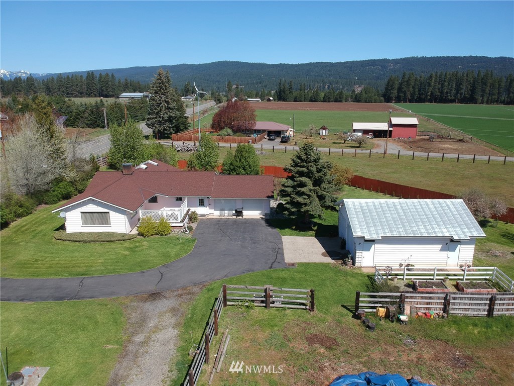 560 Upper Peoh Point Road Cle Elum, WA 98922 - Photo 3 of 36 Gallery Image 3