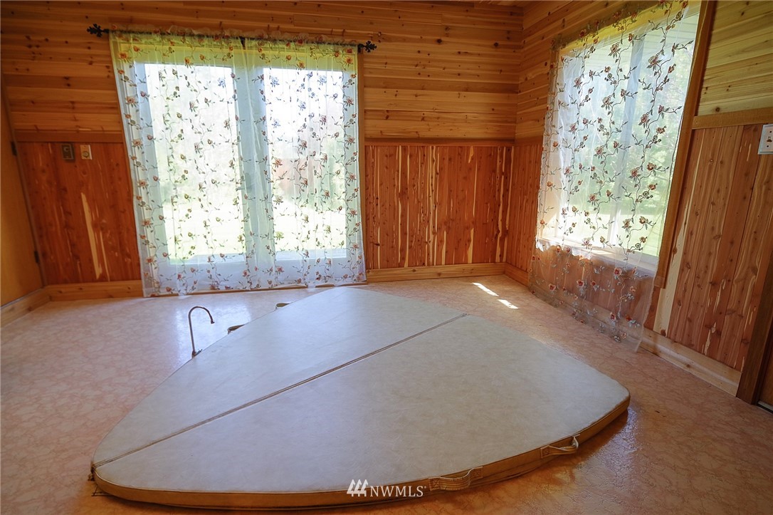 560 Upper Peoh Point Road Cle Elum, WA 98922 - Photo 23 of 36 Gallery Image 23