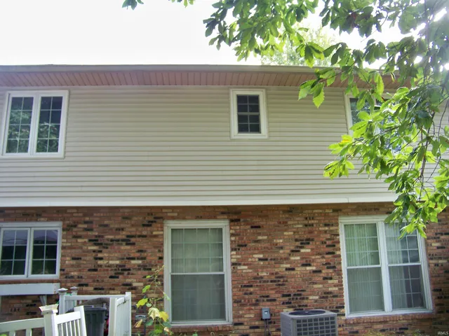 $229,995 | 2401 Greentree Lane, Kokomo, IN 46902