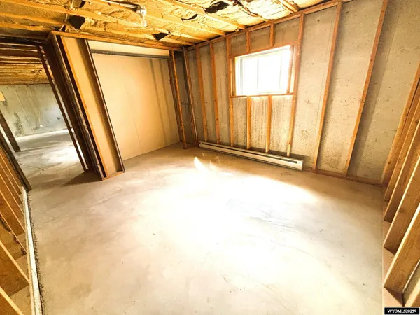 $275,000 | 1126 7th W Avenue, Kemmerer, WY 83101