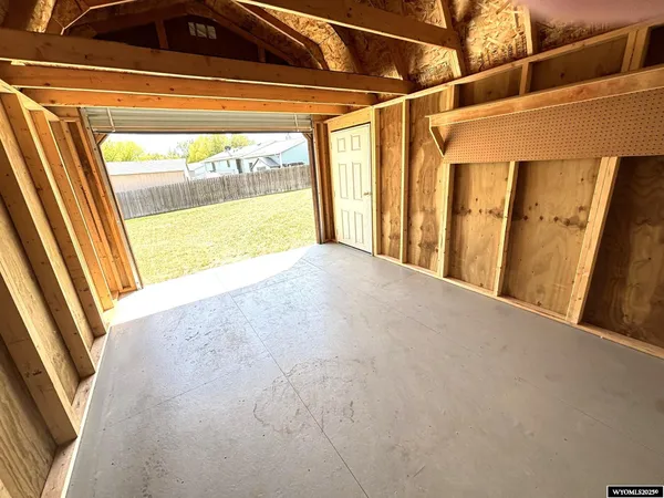 $275,000 | 1126 7th W Avenue, Kemmerer, WY 83101