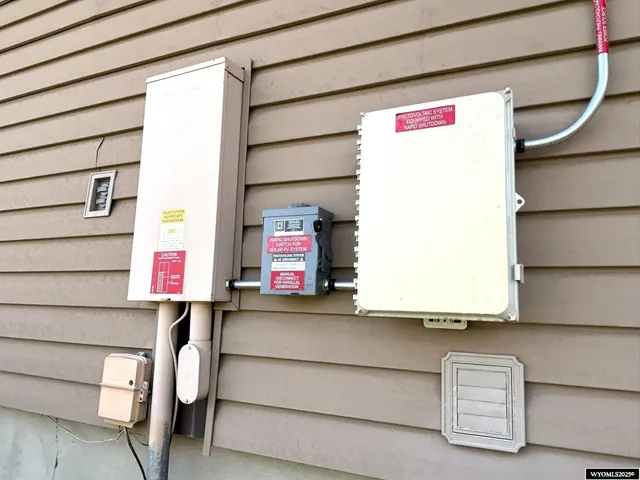 $275,000 | 1126 7th W Avenue, Kemmerer, WY 83101