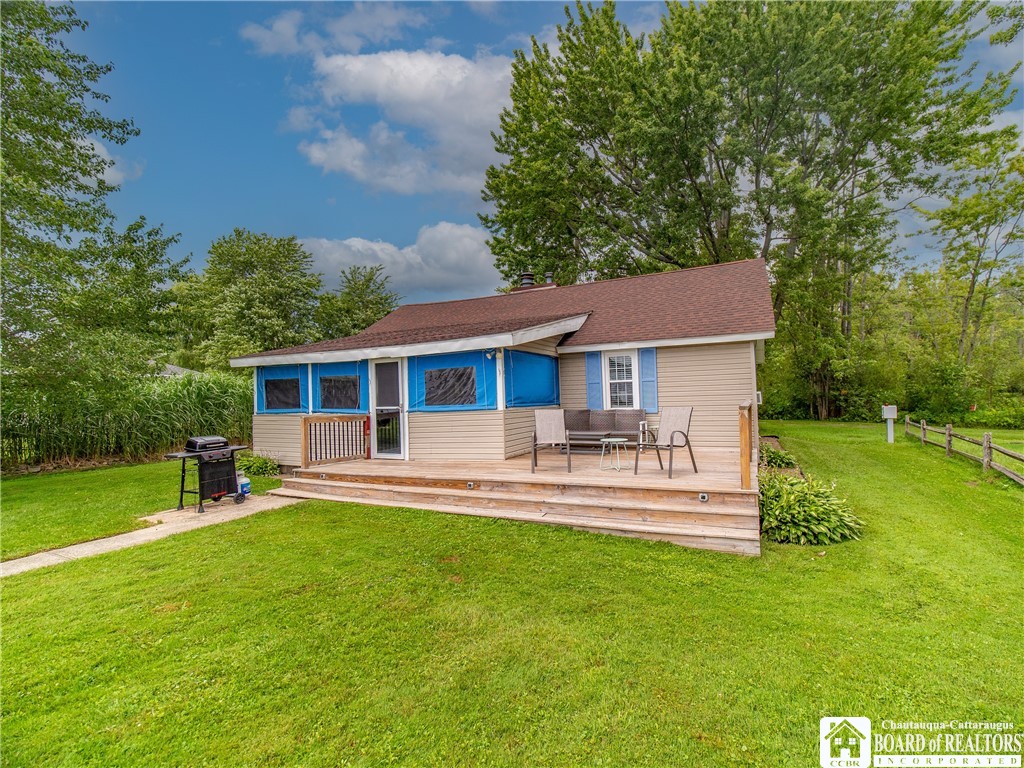 5892 Whitney Bay Road Chautauqua, NY 14757 - Photo 4 of 34