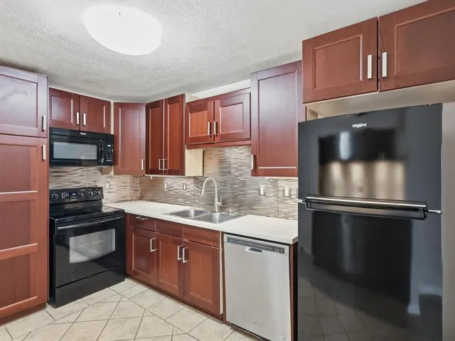 $325,000 | 1202 Cherrywood Court, Allen, TX 75002