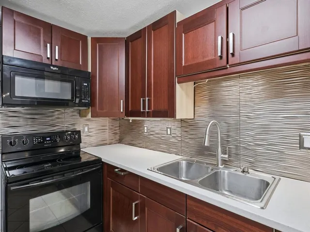 $325,000 | 1202 Cherrywood Court, Allen, TX 75002