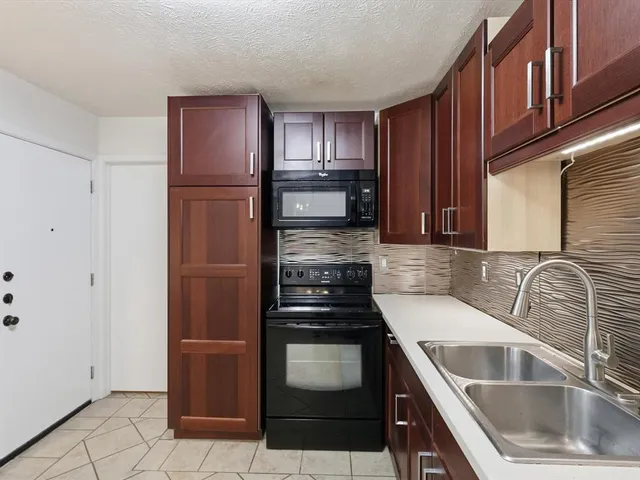 $325,000 | 1202 Cherrywood Court, Allen, TX 75002