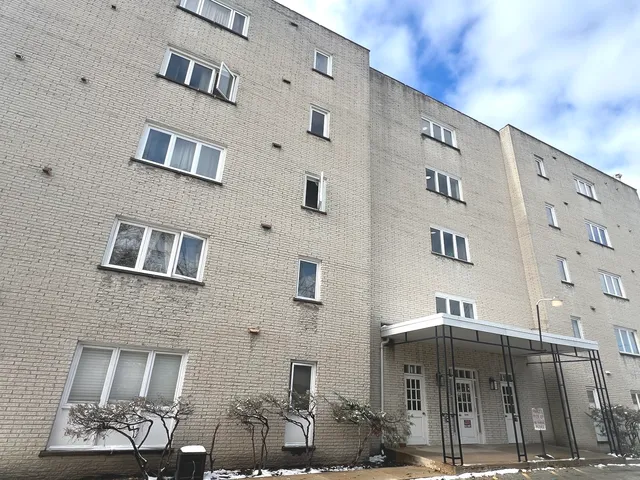 $2,200 | 11551 South Western Avenue, Unit C3C, Chicago, IL 60643