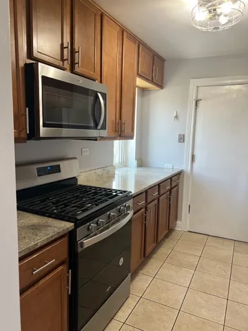 $2,200 | 11551 South Western Avenue, Unit C3C, Chicago, IL 60643
