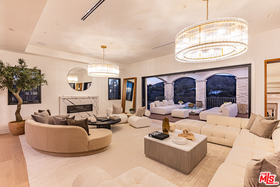 23614 Dry Canyon Cold Creek Road Calabasas, CA 91302 - Photo 44 of 50