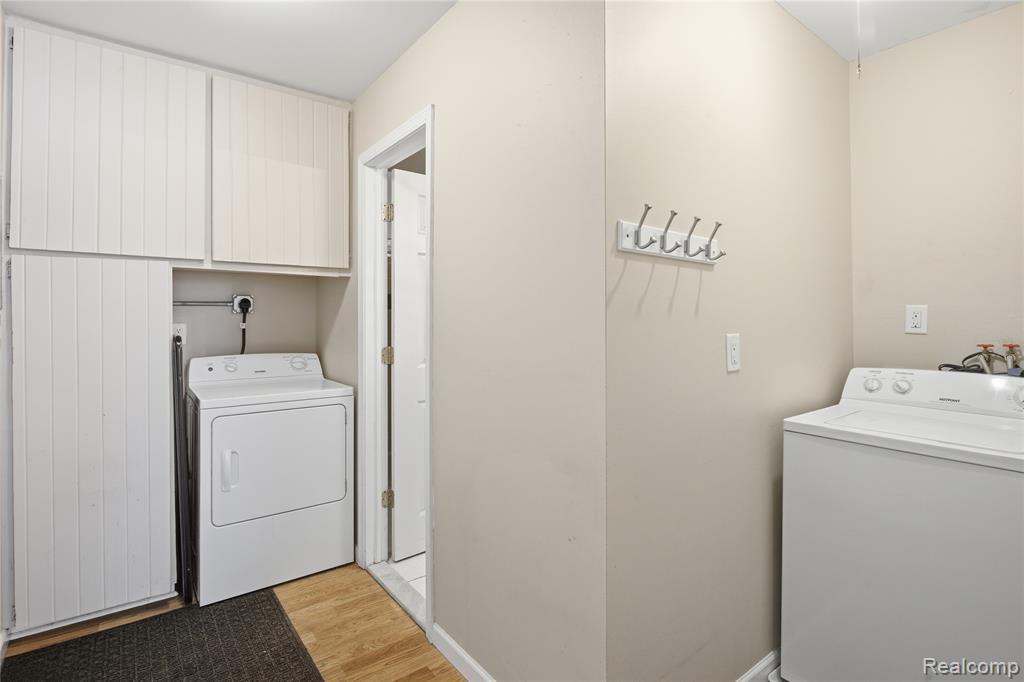 18634 Common Road Roseville, MI 48066 - Photo 17 of 18 Gallery Image 17