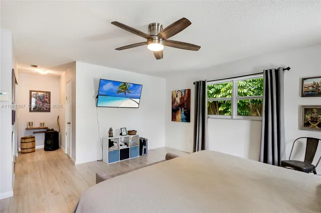 $1,387,000 | 1925 Northeast 214th Terrace, Miami, FL 33179