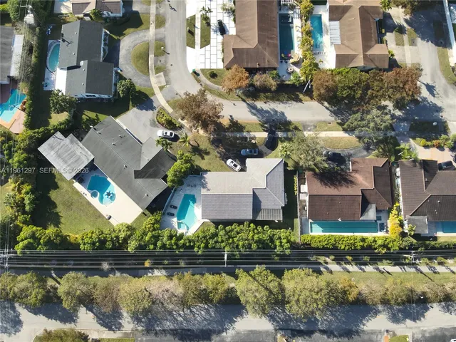 $1,387,000 | 1925 Northeast 214th Terrace, Miami, FL 33179