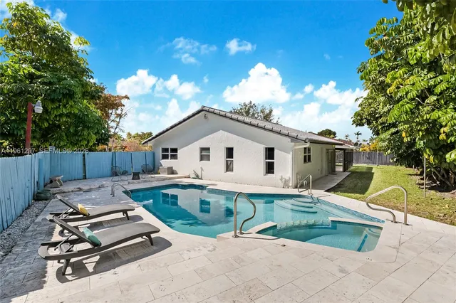 $1,387,000 | 1925 Northeast 214th Terrace, Miami, FL 33179