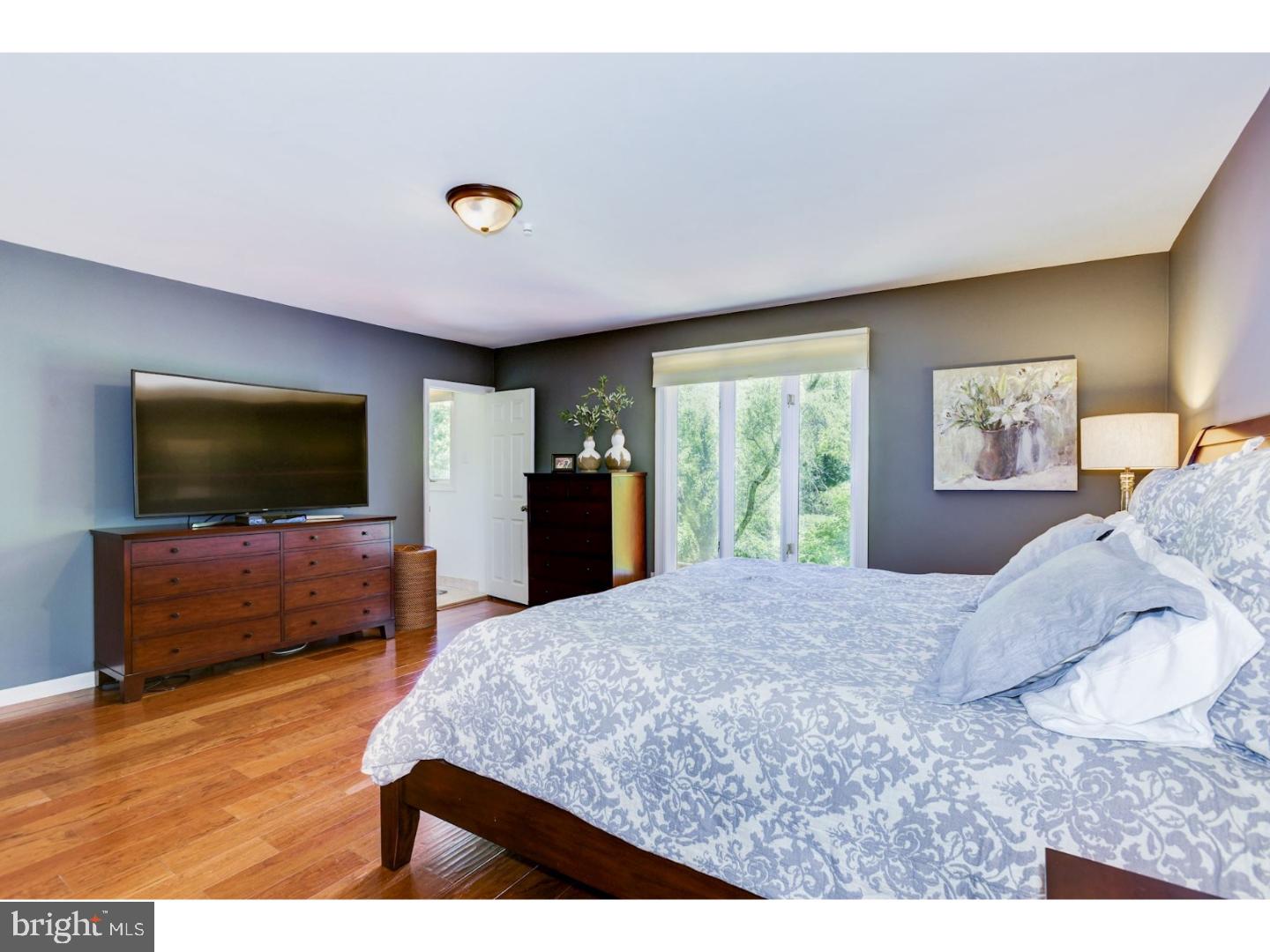 513 Middlesex Drive Moorestown, NJ 08057 - Photo 11 of 21 Bedroom - Main